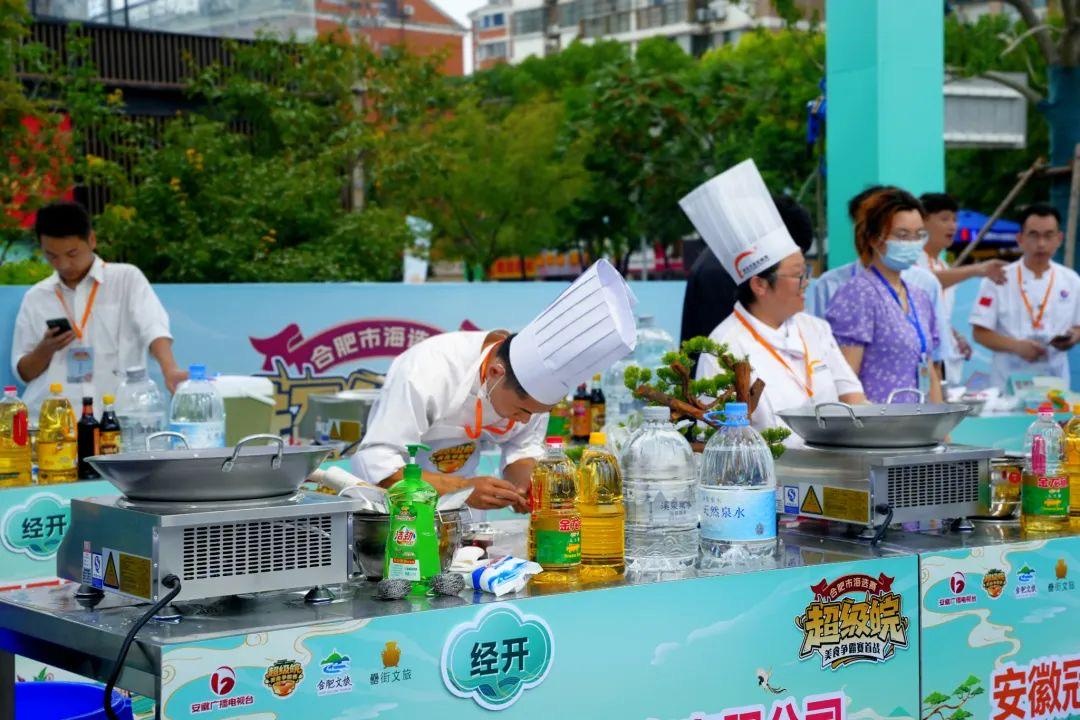 现场, 每周五, 同台竞技 现场, 每周五, 同台竞技