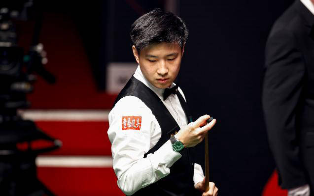 斯基, 轮比赛中因, 入低谷